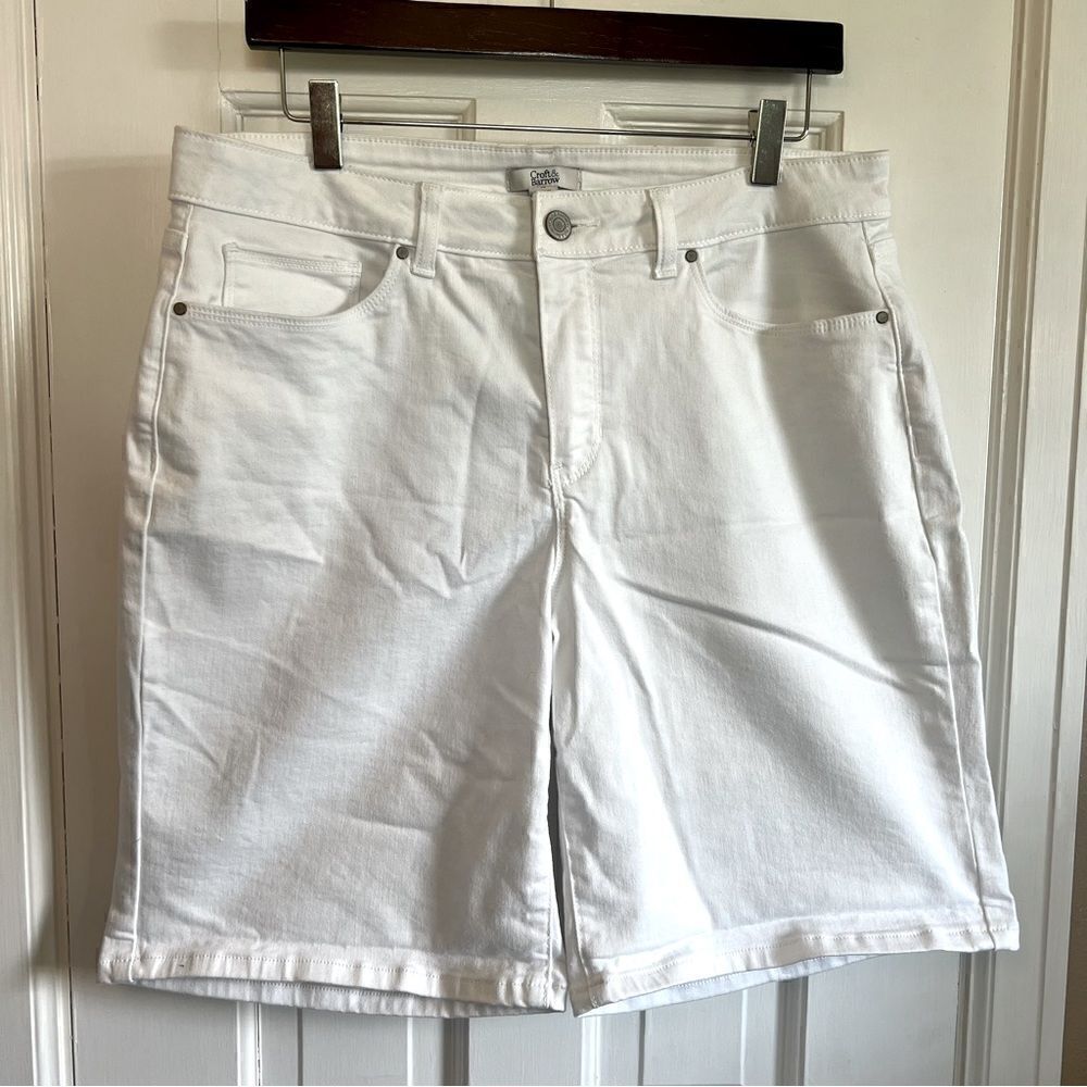 White Croft & borrow shorts 14